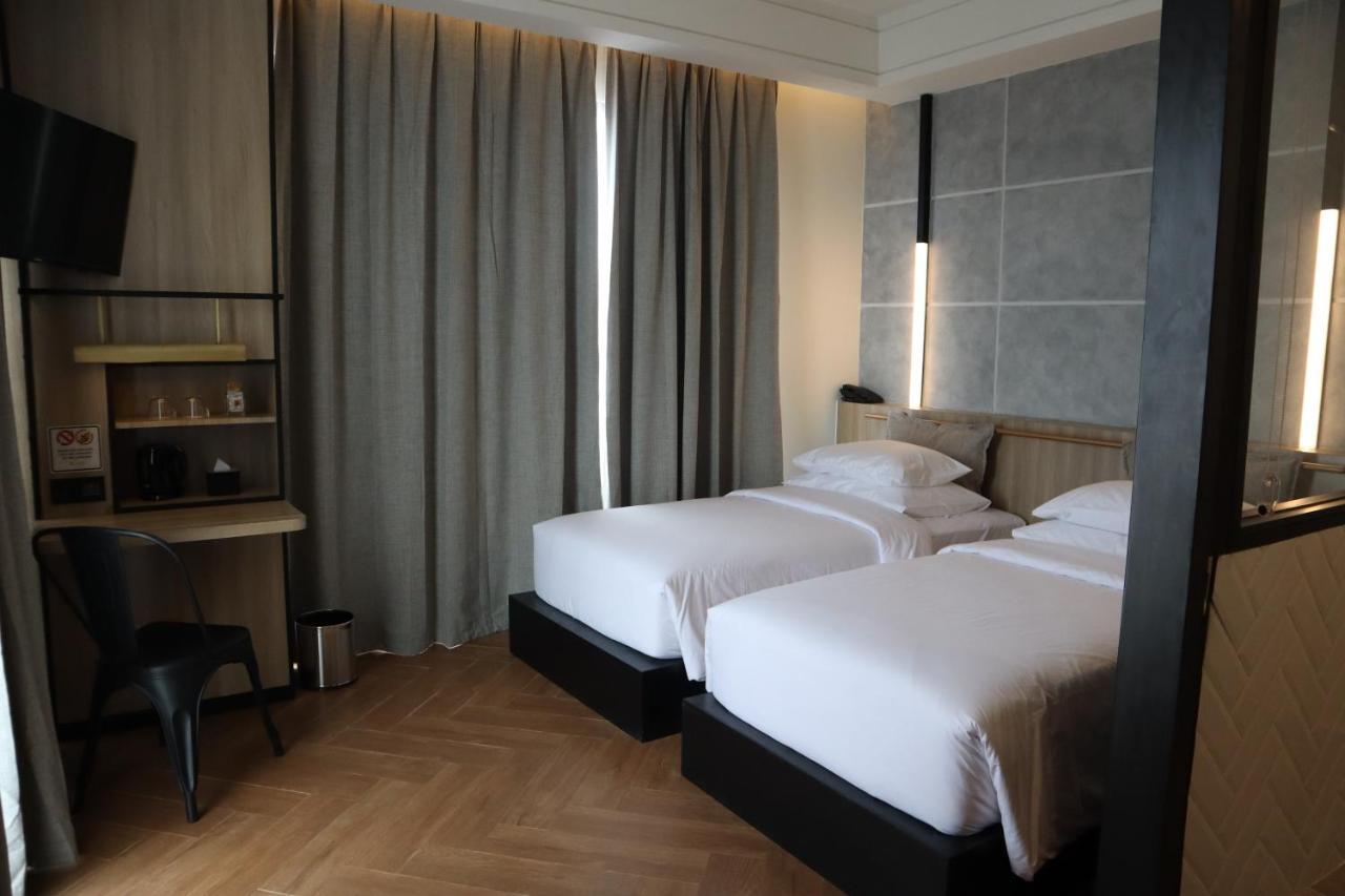 Gaia Hotel Ternate Zewnętrze zdjęcie