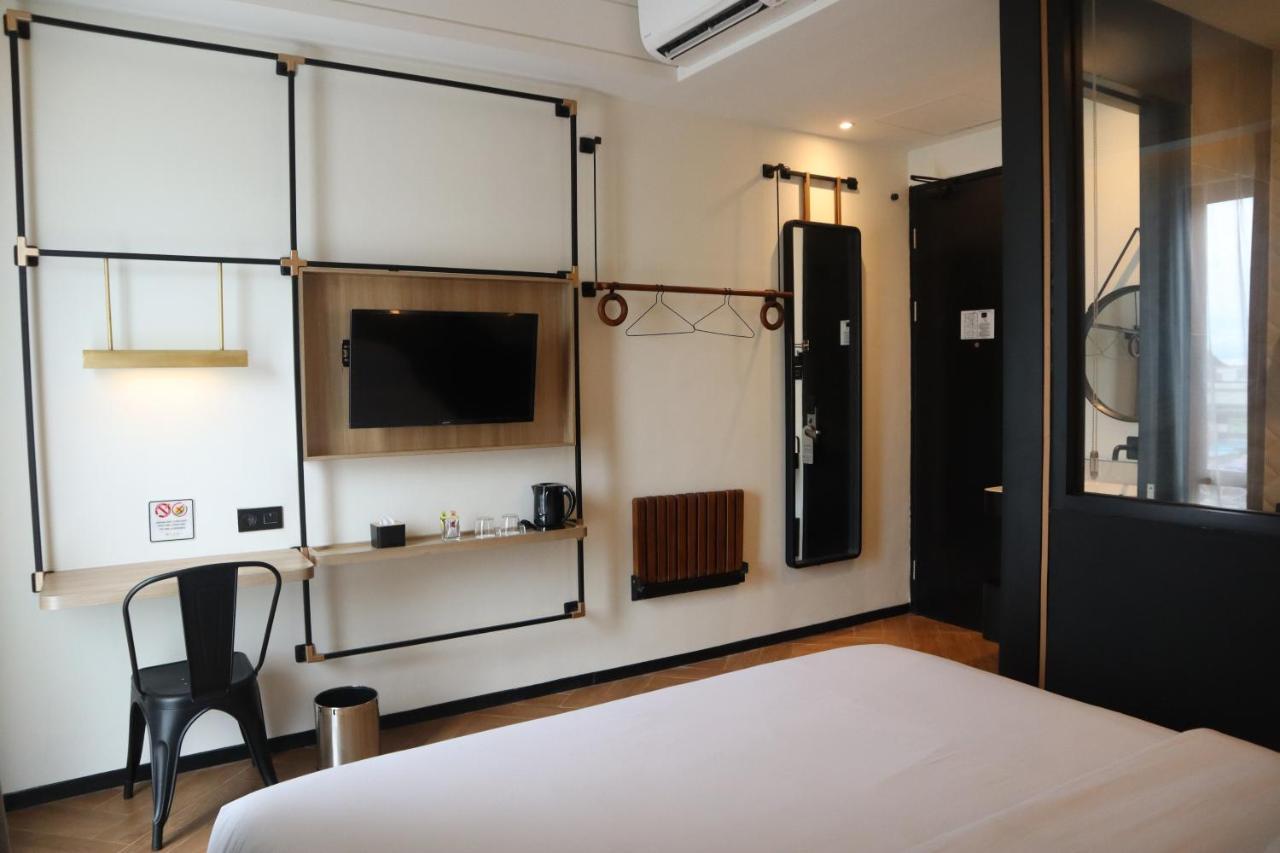 Gaia Hotel Ternate Zewnętrze zdjęcie